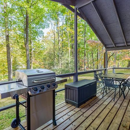 Вилла Spacious W Hot Tub, Fire Pit, Deck, Grill And Wifi Hedgesville Экстерьер фото